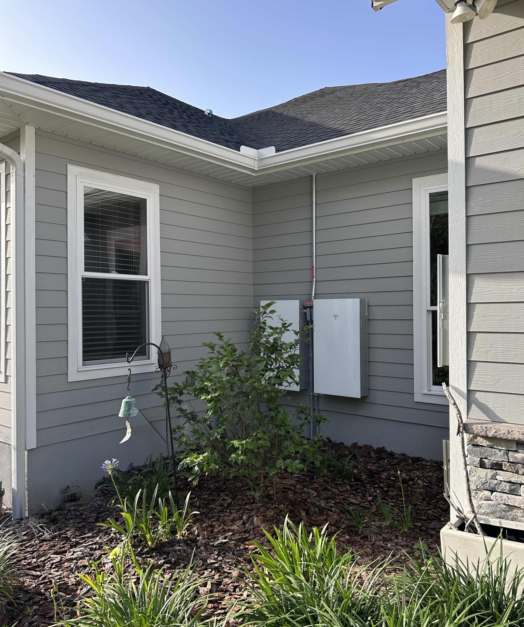 solar battery backup for home
