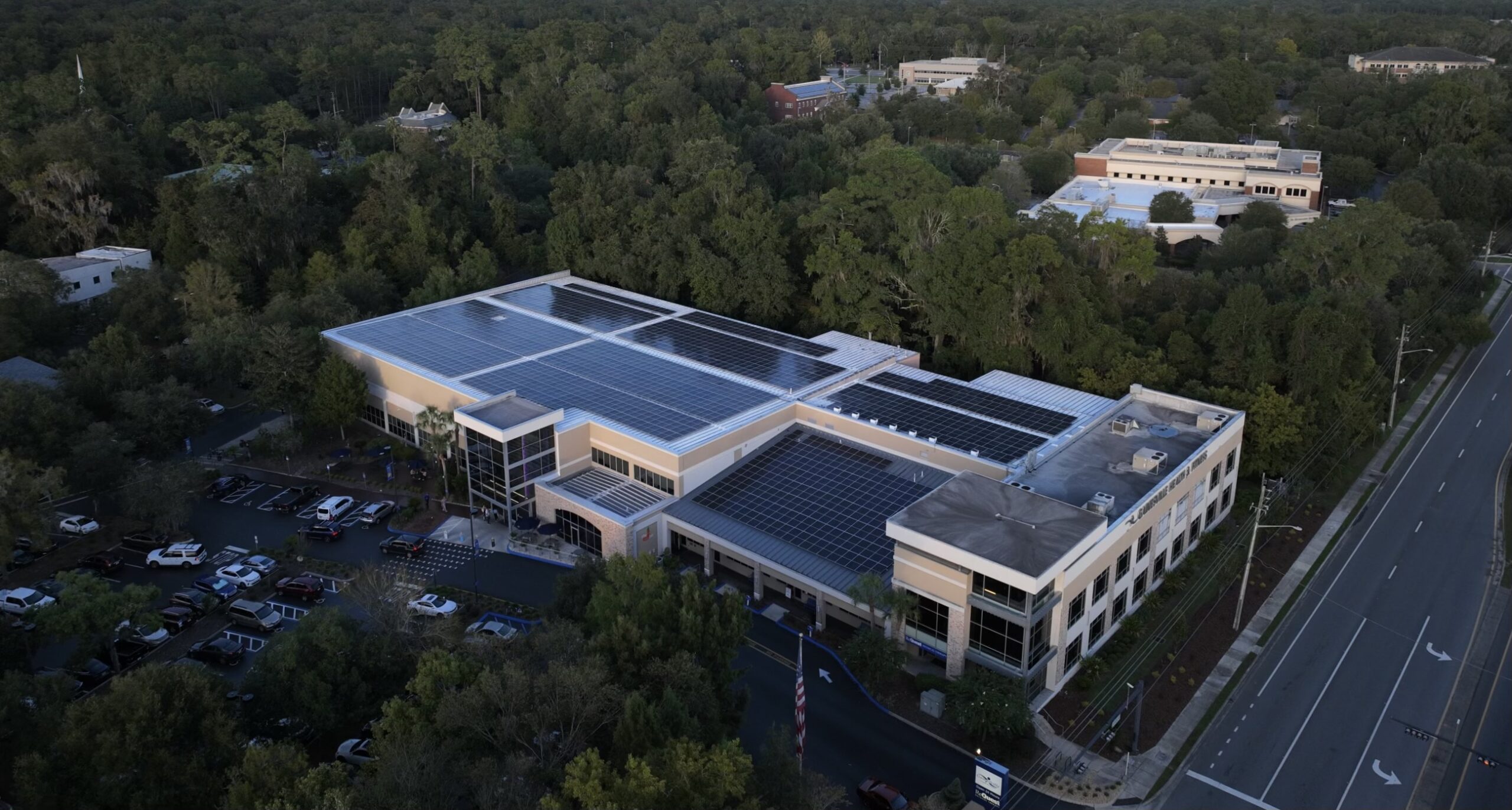 Commercial rooftop solar project illustrating OBBB safe harbor deadline and 2026 federal tax credit requirements