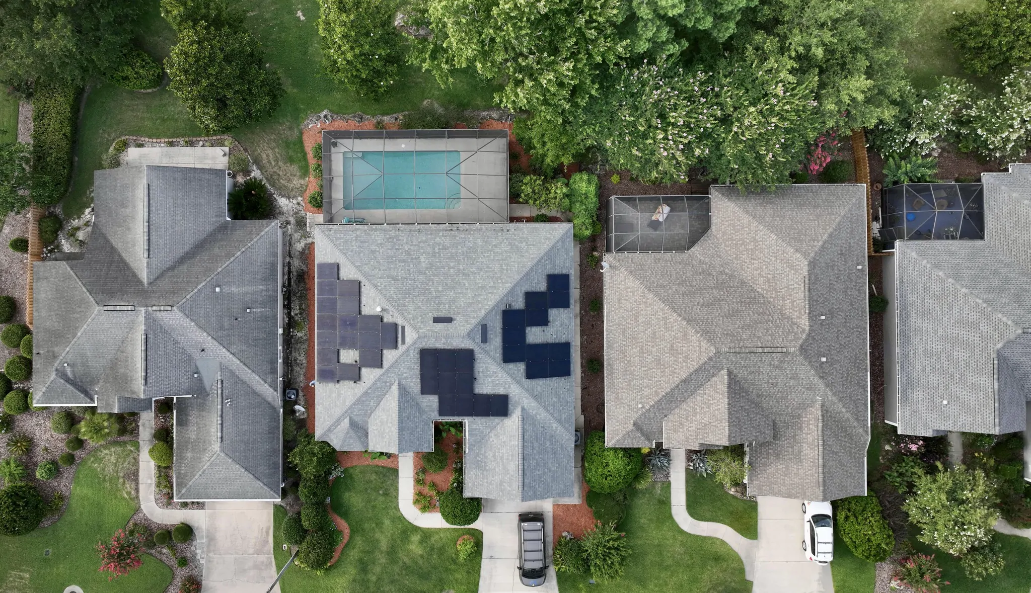 Florida home with rooftop solar panels — is solar still worth it in 2026 after the tax credit ended